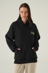 Yazı Nakışlı Kapüşonlu Sweat Siyah 0308