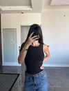 Bel Dekolteli Çıtçıtlı Bluz