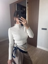 Beyaz Fitilli Triko Crop