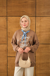 Fular Detay Yazı Nakışlı Sweat Camel