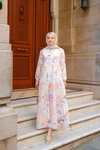 Pastel Gül Desenli Elbise Pudra