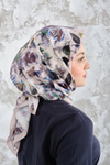 Soyut Pastel Desen Eşarp Bej