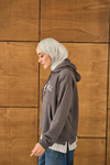 Yazı Baskılı Kapüşonlu Sweat Gri