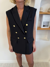 Siyah Blazer Yelek & Şort Etekli Takım