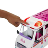 barbienin-yeni-ambulansi-hkt79-kiz-oyu-722e-5.jpg
