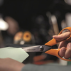 FDM Fiskars 9853 Kumaş Deri Ve Karton Makası Sarı Saplı No:8  D-215