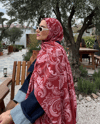Eslem'in Bordo Deva Desen Pamuk Vual Şal Tercihi