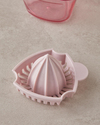 Arnie Plastik Limon Sıkacağı 11,5x10x9 cm Açık Pembe