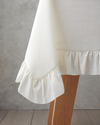 Flor Pura Polyester Fırfırlı Masa Örtüsü 150x200 cm Krem