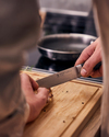 Henckels by Zwilling Accent Pürüssüz Bıçak 16 cm Siyah
