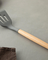 Liana Silikon Delikli Spatula Gri