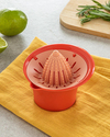 Mini Squeezer Plastik Limon Sıkacağı Kırmızı