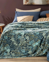 Mysterious Garden Baskılı Super Soft Tek Kişilik Battaniye Koyu Yeşil