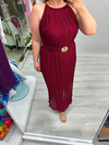 Bordo Halter Yaka Piliseli Yaprak Gold Tokalı Şifon Elbise stp 26y2796