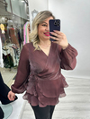 Kahverengi Organze Şifon Kruvaze Yaka Uzun Kollu Ve Etek Volanlı Bağlamalı Bluz stp 27k1679