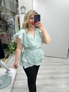 Mint Yeşili Organze Şifon Kruvaze Yaka Kısa Kol Ve Etek Volanlı Bağlamalı Bluz stp 26y1478