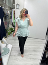 Mint Yeşili Organze Şifon Kruvaze Yaka Kısa Kol Ve Etek Volanlı Bağlamalı Bluz stp 26y1478