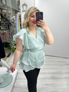 Mint Yeşili Organze Şifon Kruvaze Yaka Kısa Kol Ve Etek Volanlı Bağlamalı Bluz stp 26y1478