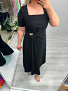 Siyah Kare Yaka Gold Toka Detaylı Krep Elbise stp 26y2818