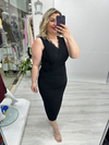 Siyah Kolsuz Yaka Dantelli Belinde Çiçek Broşlu Elbise arn 41029 