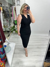 Siyah Kolsuz Yaka Dantelli Belinde Çiçek Broşlu Elbise arn 41029 