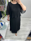 Siyah Premium Piliseli 2 Katlı Yarım Kollu Şifon Elbise stp 26y2749