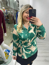 Yeşil Krem Desenli Yan Drape Detaylı Saten Bluz Gömlek stp 25k1040