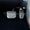 Model Y/3 Performans Pedal Seti