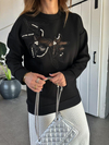 Siyah Çiçek İşlemeli Taşlı Sweatshirt