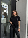 Siyah Taşlı Kalpli Tshirt