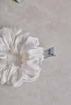 Beyaz Small Scrunchie