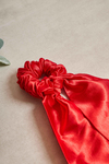Kuyruklu Kırmızı Scrunchie