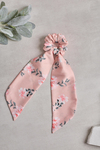Kuyruklu Rose Scrunchie