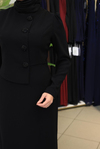 2121 ROBE ÉLÉGANTE AVEC BOUTONS EN PIERRE