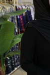 3316 ROBE DE CODE AVEC DÉTAILS EN MOUSSELINE DE SOIE