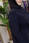3316 ROBE DE CODE AVEC DÉTAILS EN MOUSSELINE DE SOIE