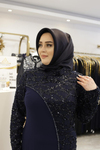 3185 KOD KENDİNDEN PUL DETAYLI ELBİSE