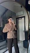 Koyu vizon kemerli peluş ceket