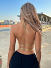 Altın Sarısı Deri Görünümlü Çapraz İpli Bikini Üstü – Bağlamalı, Seksi ve Parlak