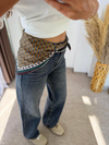 Fularlı Jean 