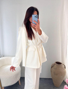 tasarim-blazer-beyaz-4d6986.jpeg