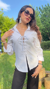 ÇAPRAZ BAĞCIKLI PREMIUM GÖMLEK - BEYAZ