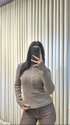 Vizon Kahve Polo Yaka Çıtçıtlı Triko Bluz