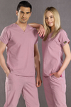 doktor-hemsire-formasi-scrubs-nobet-ta-f641ac.jpg