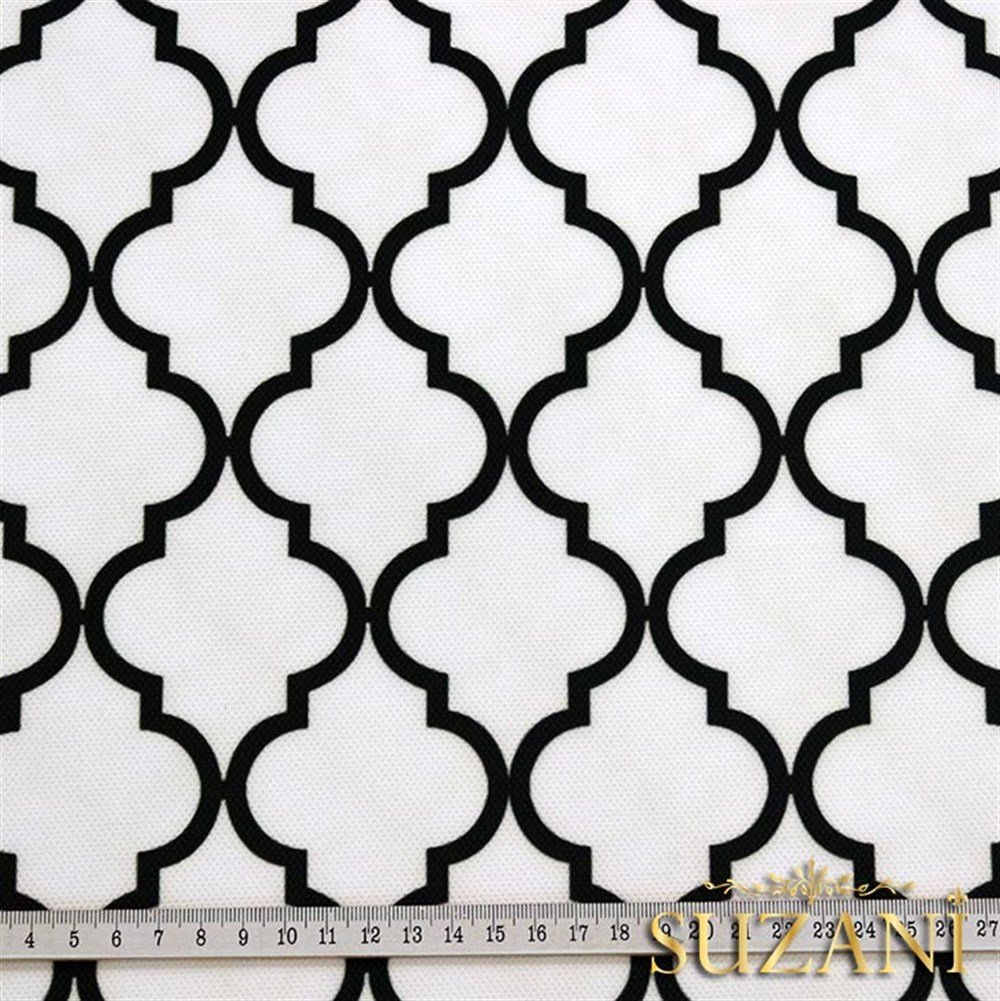 Beyaz Üzeri Siyah Moroccan Desenli Kumaş