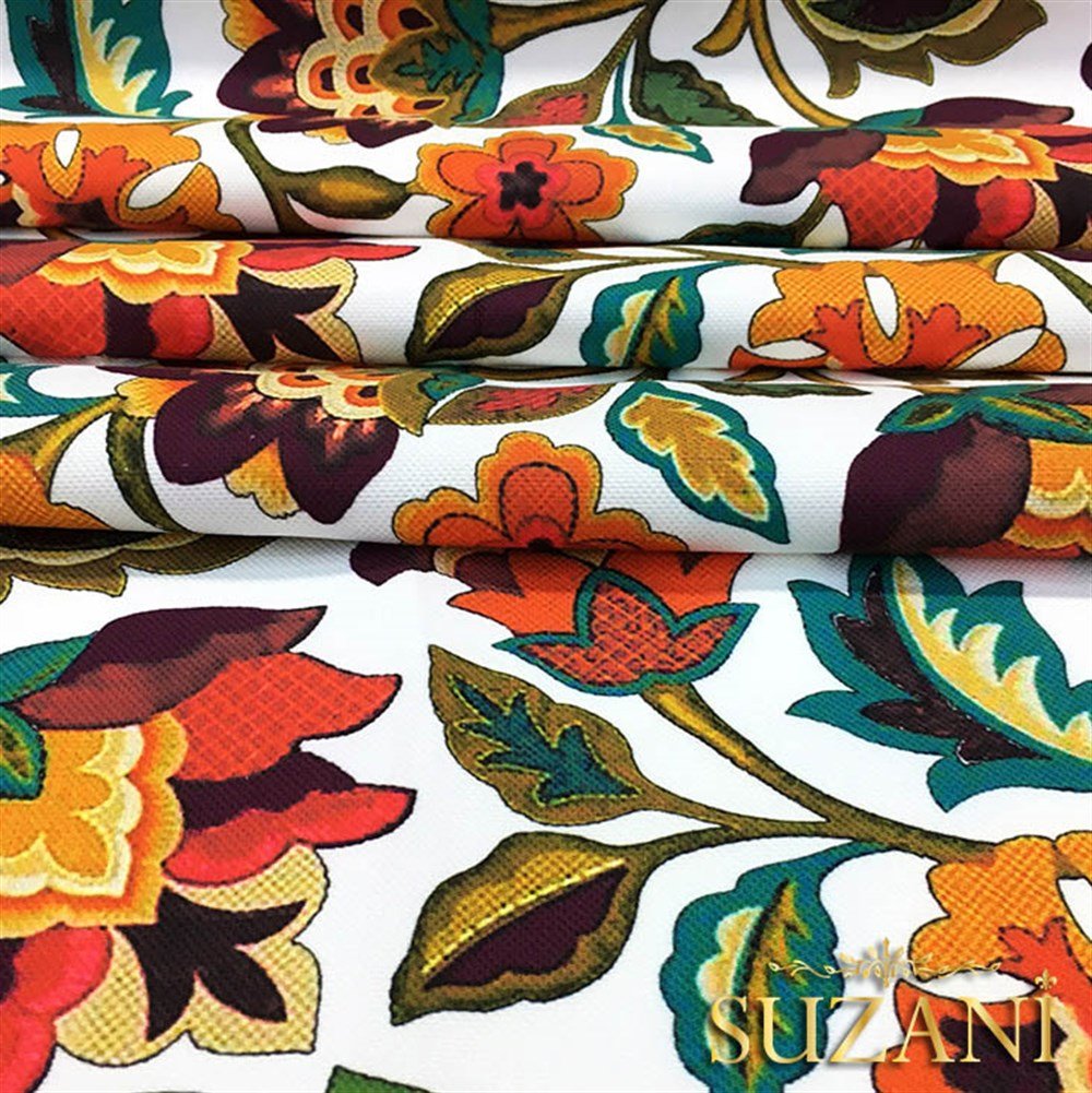 Beyaz Zemin Goblen Desenli Kumaş