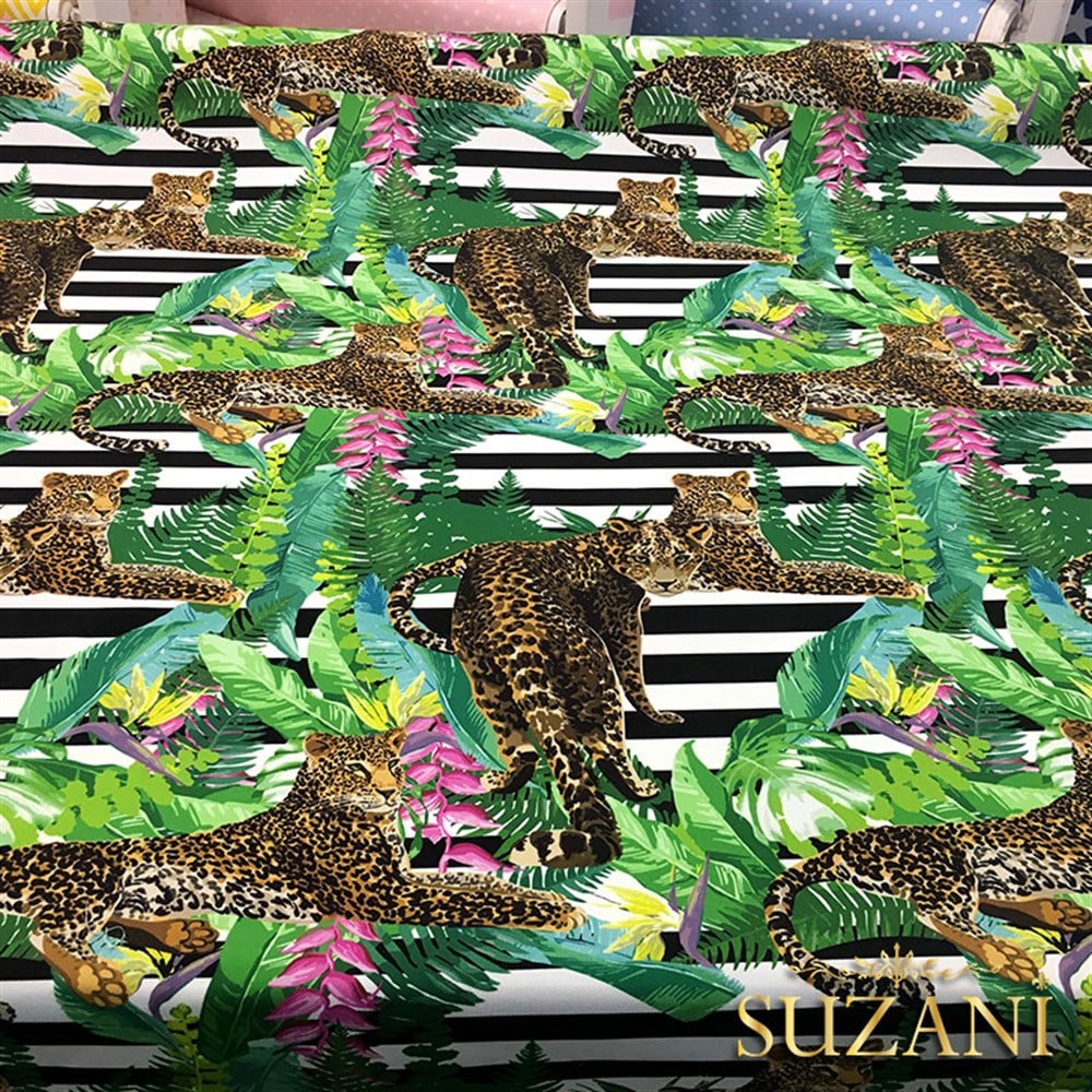 Çizgili Leopar Figürlü Kumaş