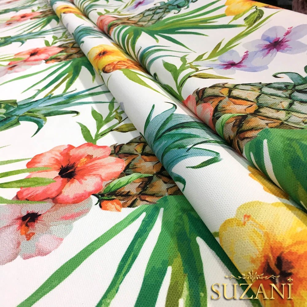 Beyaz Zemin Suluboya Ananas Desenli Kumaş