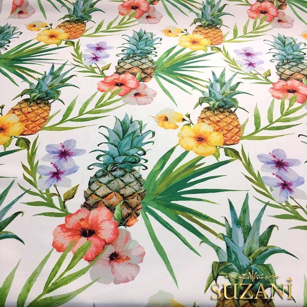 Beyaz Zemin Suluboya Ananas Desenli Kumaş