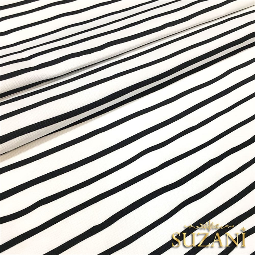 Siyah Beyaz El Çizimi Çizgili Kumaş